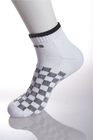 Machen Sie, um Winter-laufende Socken, verschiedene Farbnahtlose laufende Socken zu bestellen