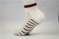 Schweiss-saugfähiger Polyester-Beleg-beständige Socken für ältere Sondergröße und Farbe