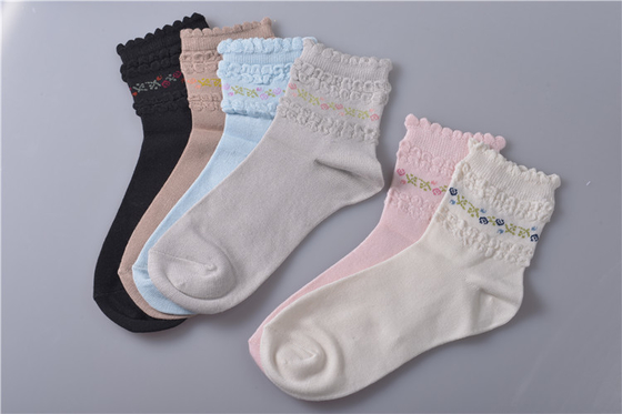 Elastische hartnäckige rosa Baumwollbaby-Socken mit langer weißer Glanz-Faser